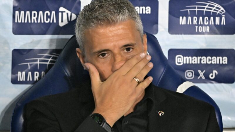 São Paulo sofre pior derrota em 24 anos em goleada por 6 a 0 para o Fluminense