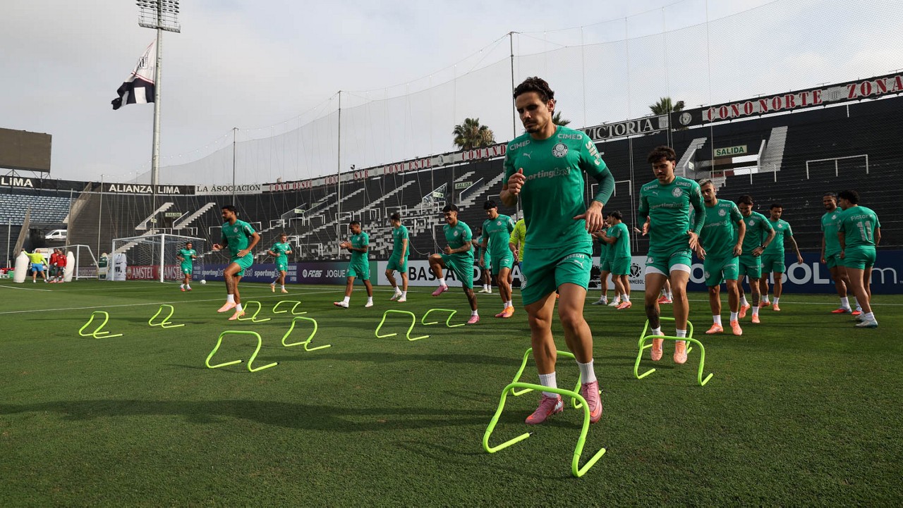 Palmeiras treina em Lima, e Abel prepara escalação para final: “Apostar as fichas todas nesta competição”