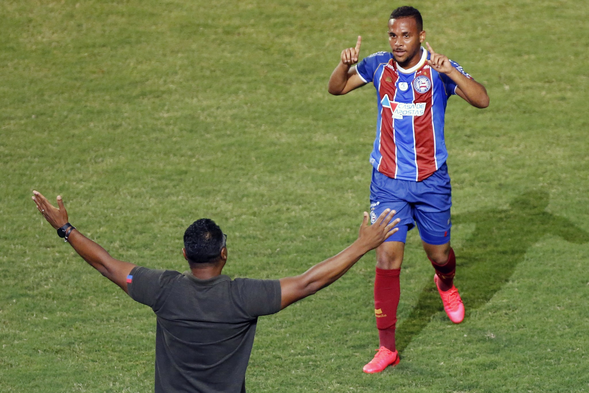 Pombal contrata meia Jeferson Douglas, ex-Bahia