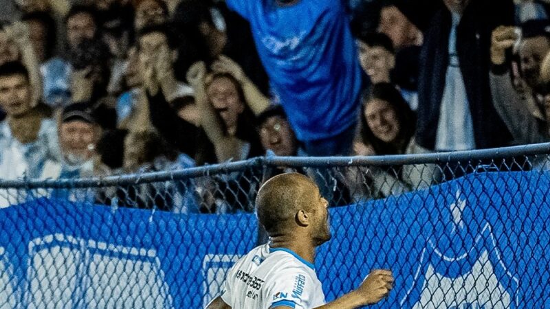 Ponte busca novo centroavante e sonda atacante que está no radar do Guarani