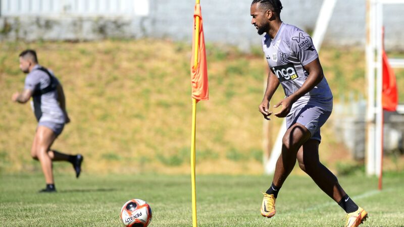 Ponte Preta encaminha rescisão de contrato com lateral-esquerdo Artur