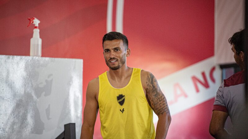 Novo atacante do Guarani mira retomada, exalta grandeza do clube e sonha com acesso em 2026