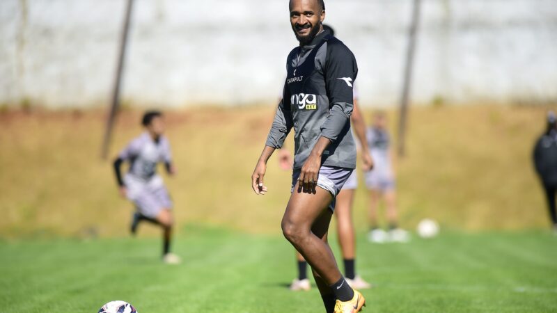 América-MG tem acordo com Artur, ex-Ponte Preta, para 2026