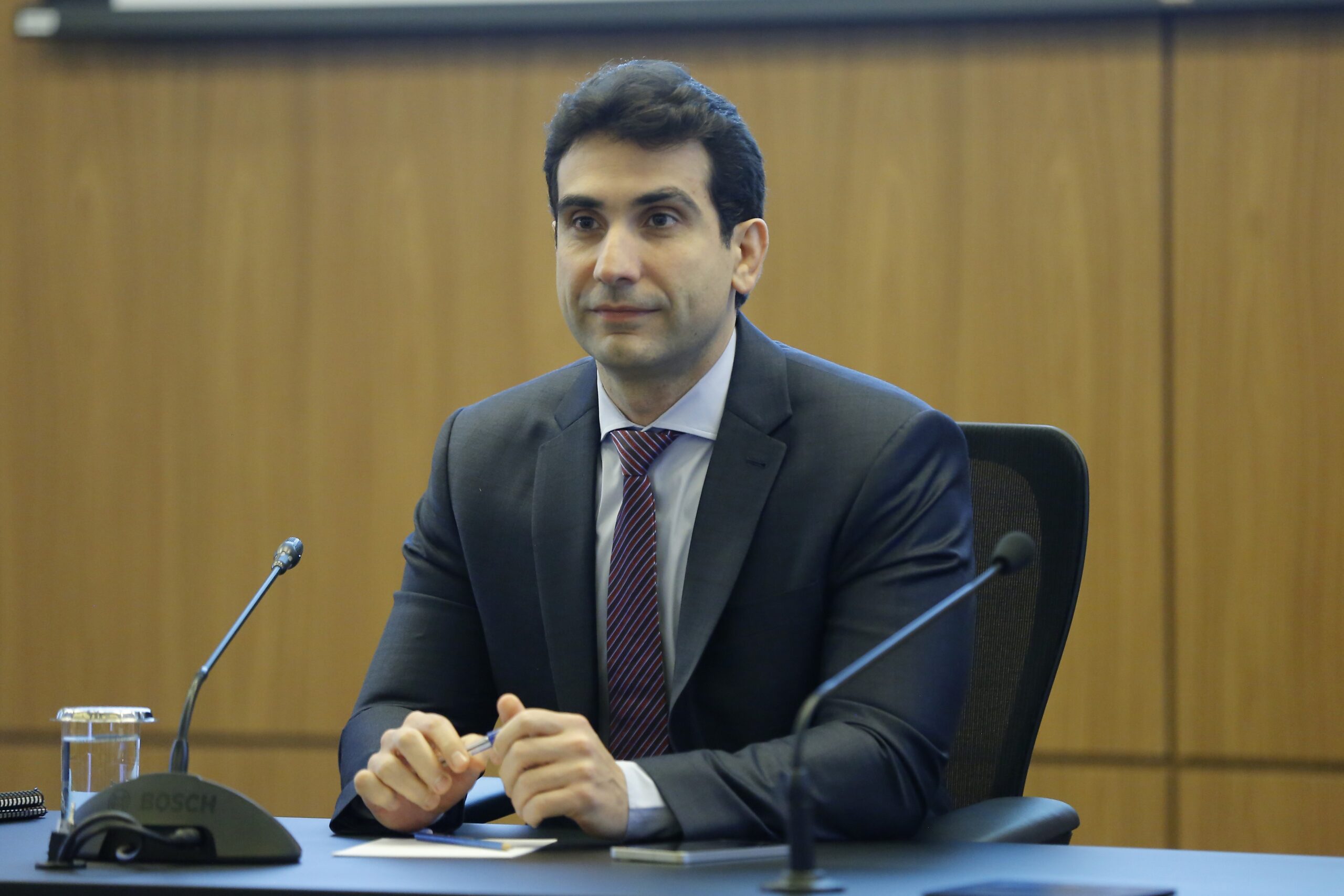 Caso Master expõe necessidade de reforçar fiscalização, diz Galípolo