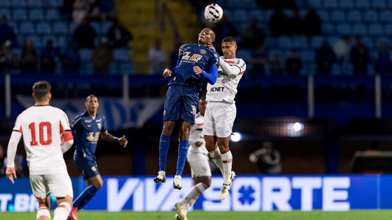 Botafogo-SP tenta quebrar tabu 
contra Avaí em jogo decisivo pela permanência na Série B