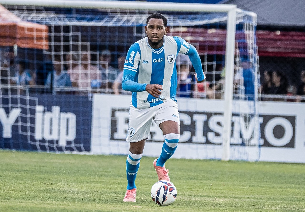 Manzoli dá preferência para ficar no Londrina em meio a sondagens de outros times