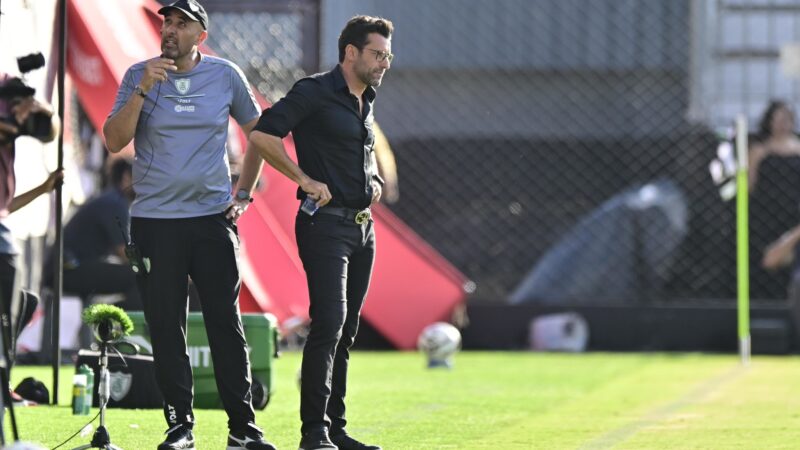 Vestiário, DNA, ambiente… Valentim e atletas citam motivos para virada de chave do América-MG