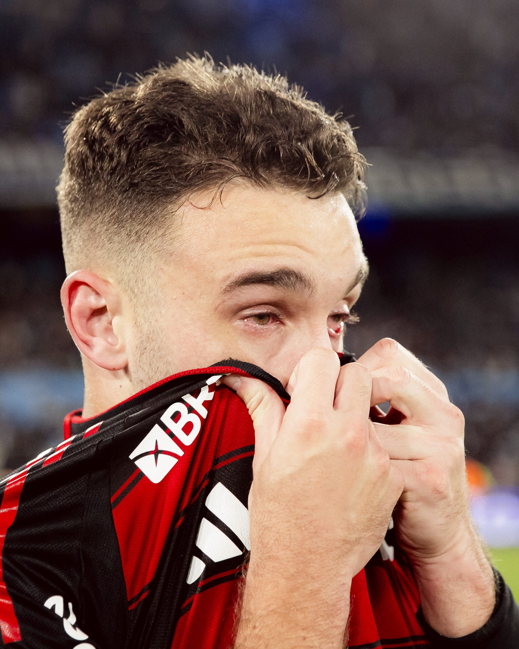 Esforço contra o Racing custa caro, mas Léo Ortiz prevê novo sacrifício na Libertadores com Flamengo