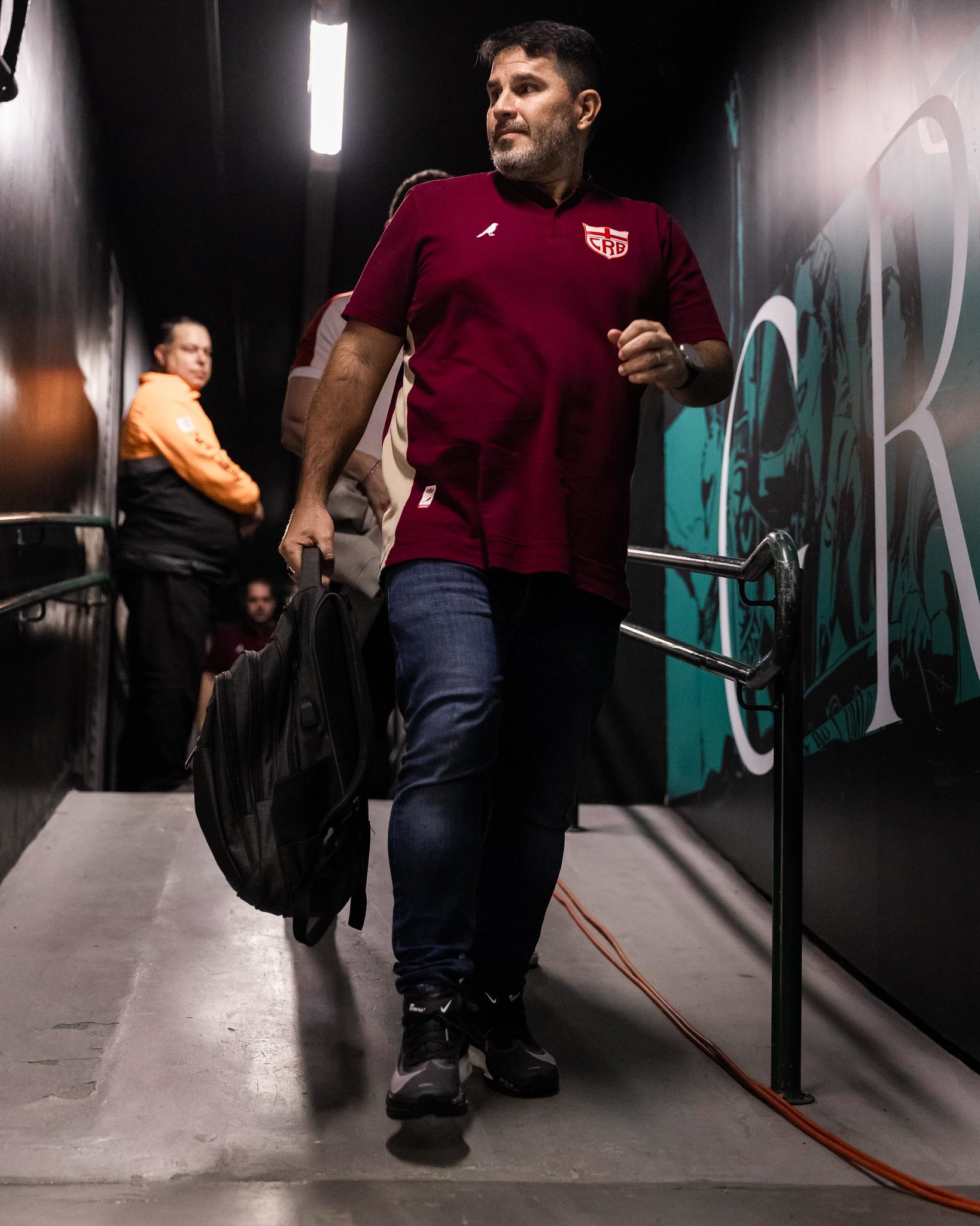 Barroca elogia atuação do CRB contra o líder e pede apoio à torcida: “Competição só será decidida no fim”