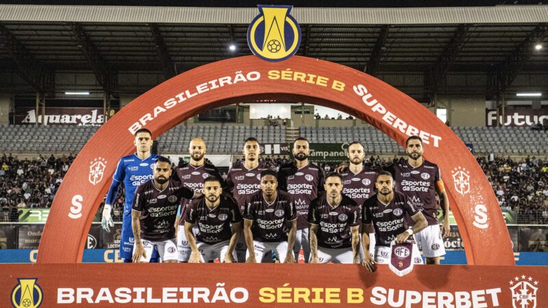 Atuações da Ferroviária: time desperdiça homem a mais e empata mais uma em casa