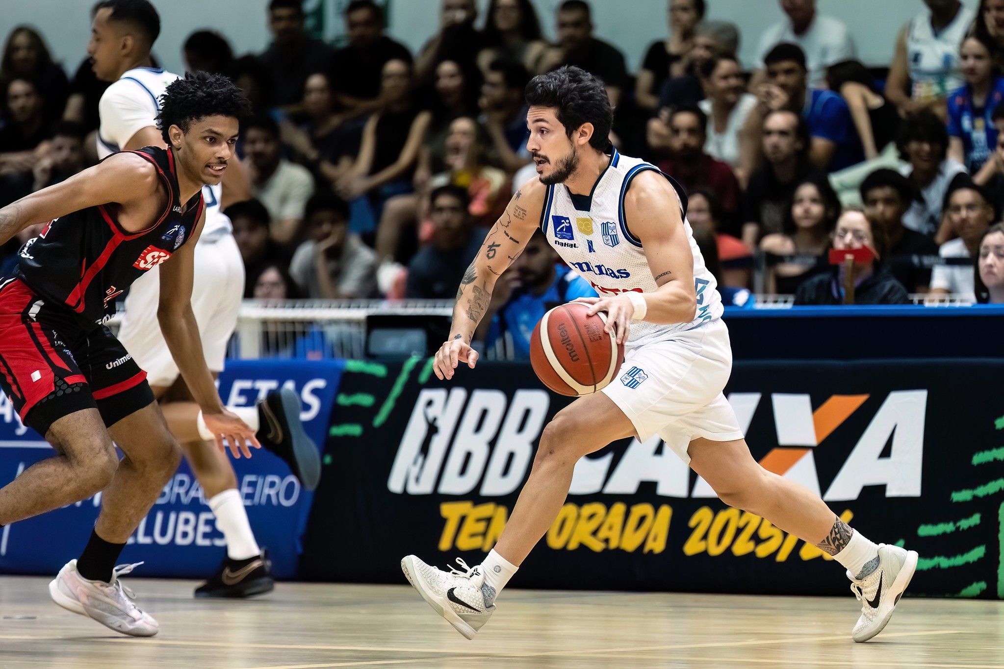 Minas domina Franca e segue 100% no NBB 2025/2026