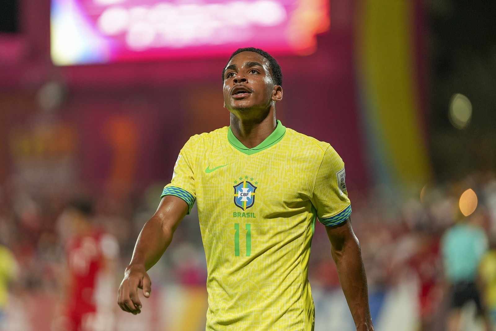 Titular da seleção sub-17, cria do Athletico é sondado por europeus e tem multa de R$ 307 milhões