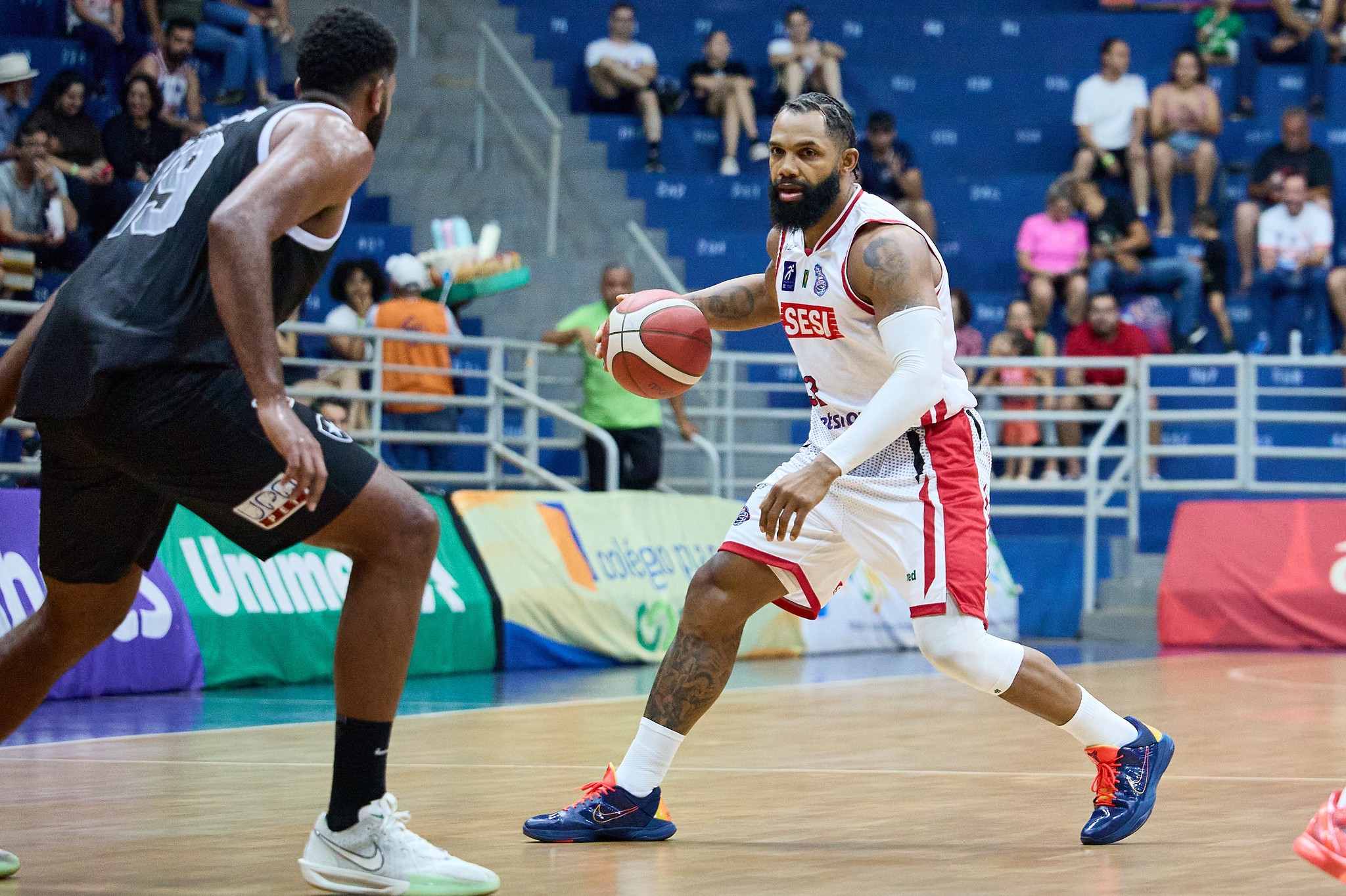 Franca atropela Botafogo na volta de DJ e vence em casa no NBB