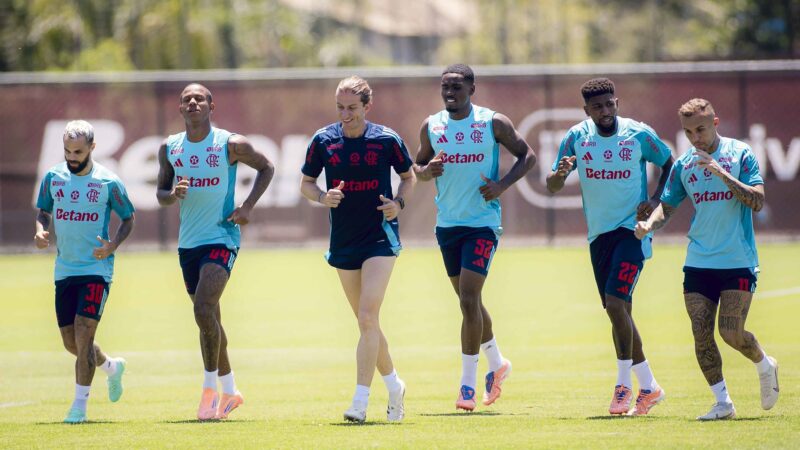 Sem Ortiz, Pedro e Allan, Flamengo viaja para enfrentar o Atlético-MG antes de final da Libertadores
