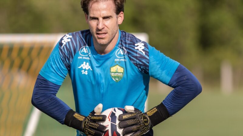 Pasinato retoma treinos no Cuiabá após mais de três meses afastado por lesão