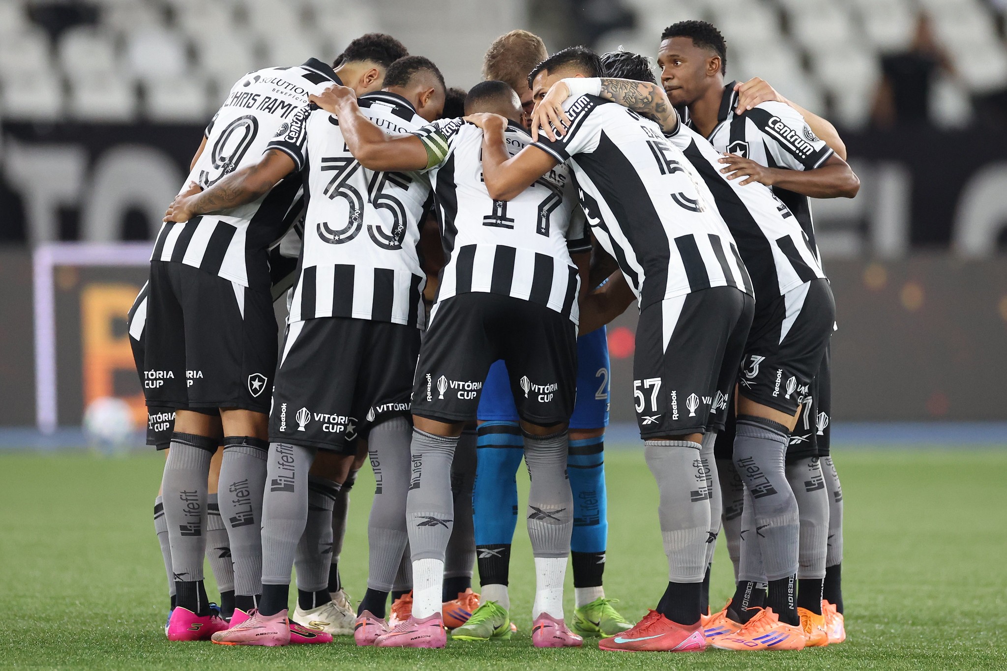 Chances Série A: Botafogo tem 58% de possibilidade de vaga direta na Libertadores; Flu e Bahia na luta