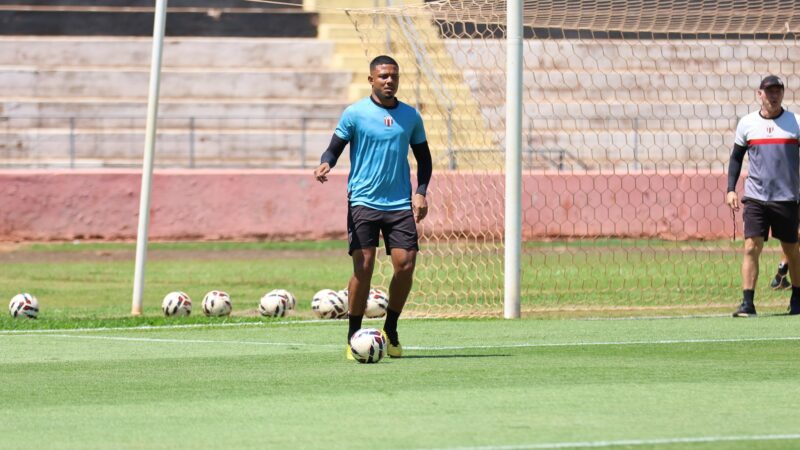 “Mala branca não entra em campo”, diz Ericson sobre possível ajuda ao Avaí contra Botafogo-SP