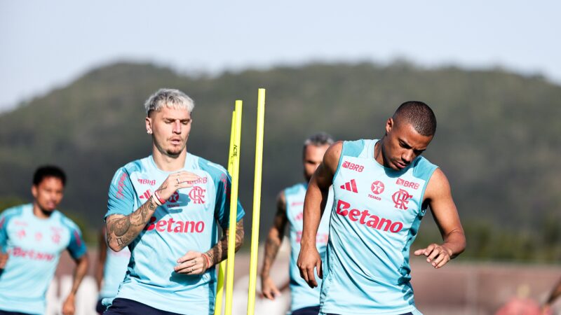 Escalação do Flamengo: time terá mudanças no meio-campo e ataque recheado de opções contra Bragantino