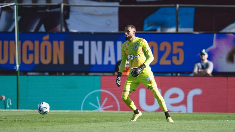 Vice com o Atlético-MG, Everson admite que não tinha referência de batedor e lamenta lance de Biel: “Bola do jogo”