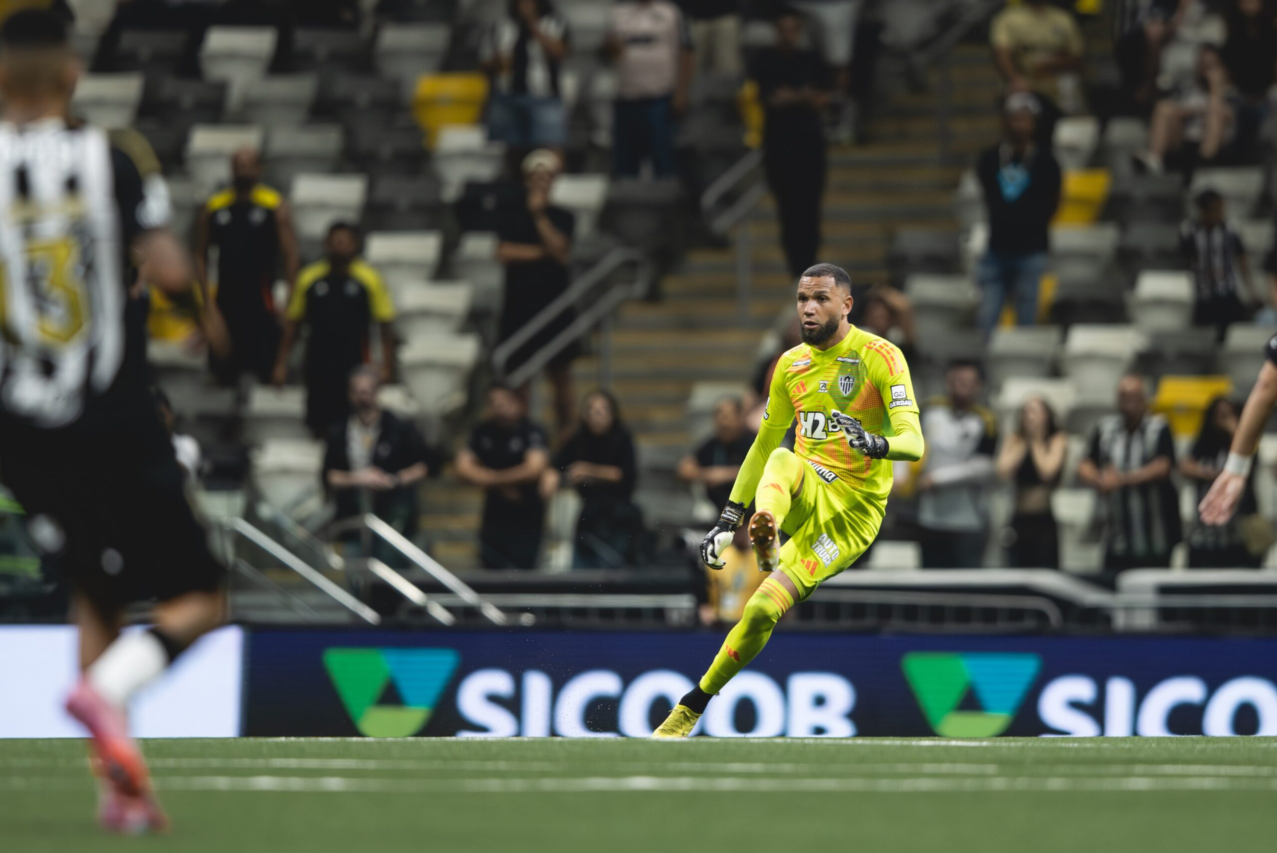 Má pontaria e Éverson impedem titulo antecipado do Flamengo