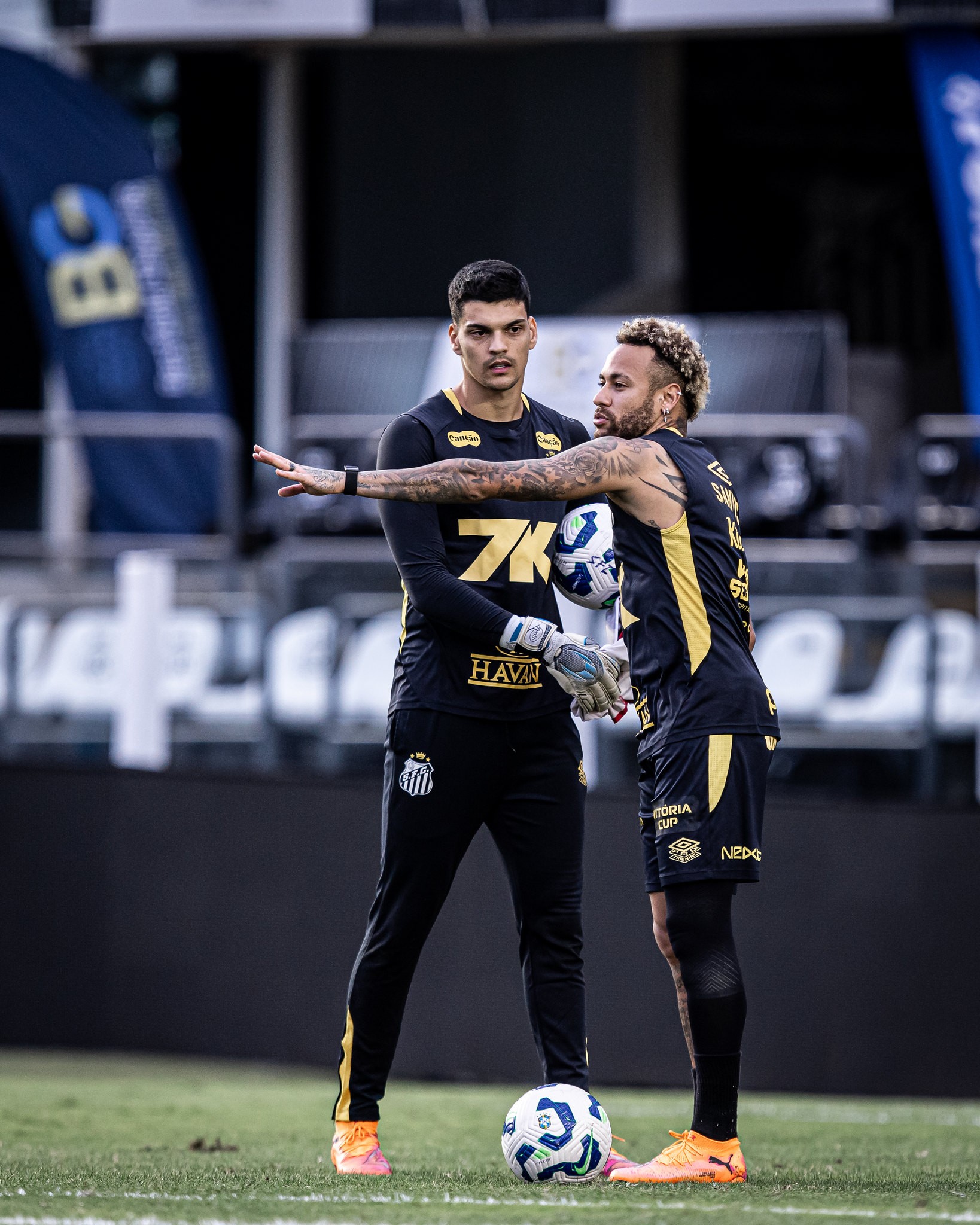 Escalação do Santos: Neymar treina e vai para o jogo contra o Sport