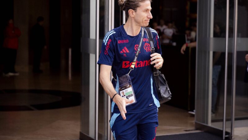 Conversas difíceis, estudos e vício em trabalho: como Filipe Luís guiou o Flamengo à final da Libertadores