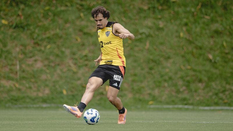 Escalação do Atlético-MG: Sampaoli tem volta de titular e dúvida na zaga para enfrentar o Fortaleza