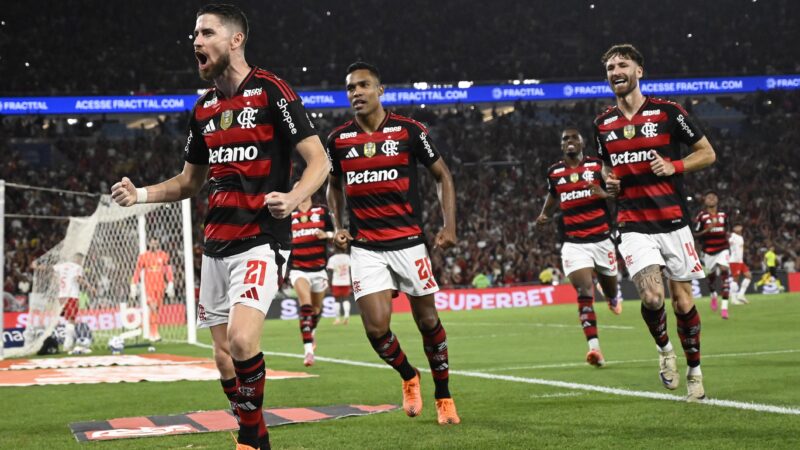 Flamengo evita projetar final da Libertadores e joga pressão para si por título do Brasileirão