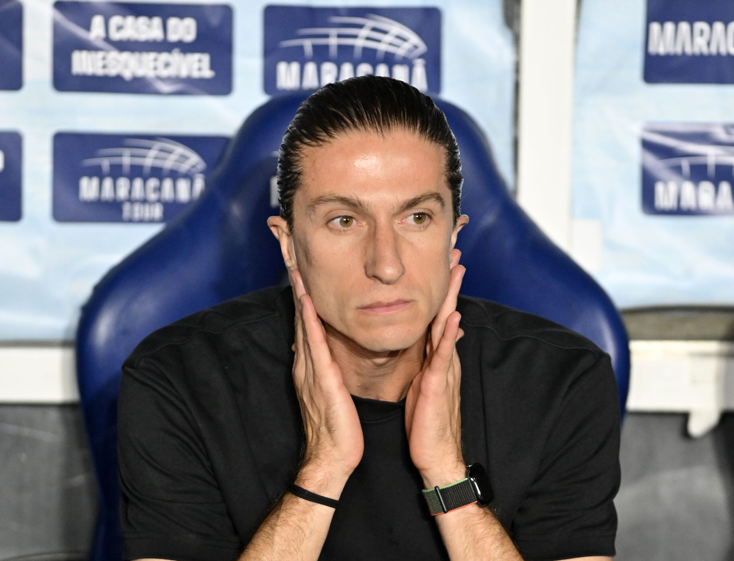 Filipe Luís admite jogo ruim de João Victor em derrota do Flamengo, mas afirma: “Tenho confiança”