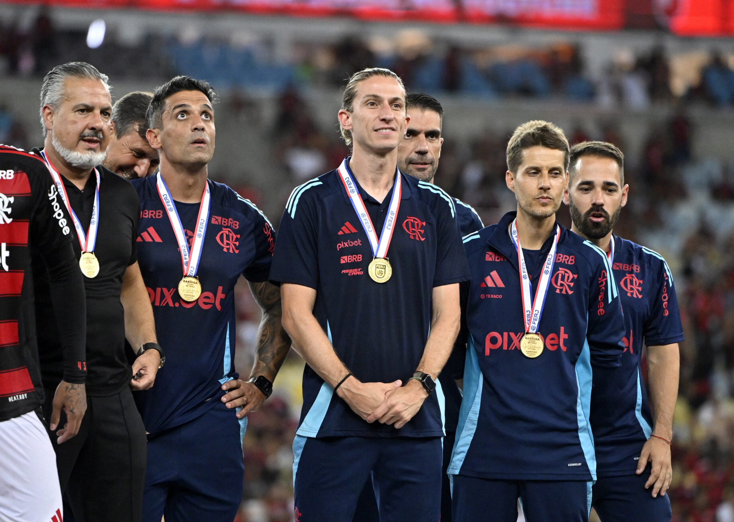 Sucesso de Filipe Luís pressiona Flamengo por renovação; entenda como está a estagnada negociação