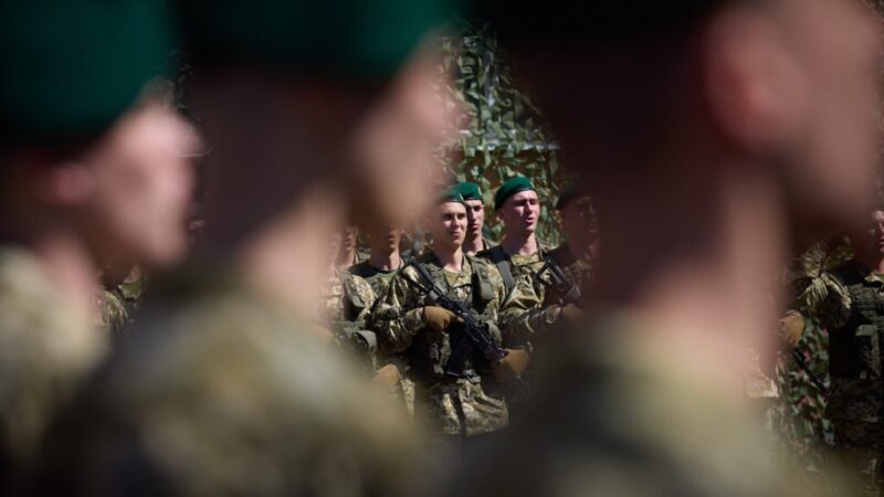 Ucrânia recebe corpos de mil soldados na mais recente troca com a Rússia