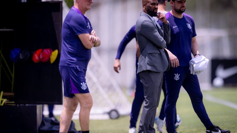 Fabinho Soldado pede paz para trabalhar no Corinthians e deixa futuro aberto: “Está muito chato”