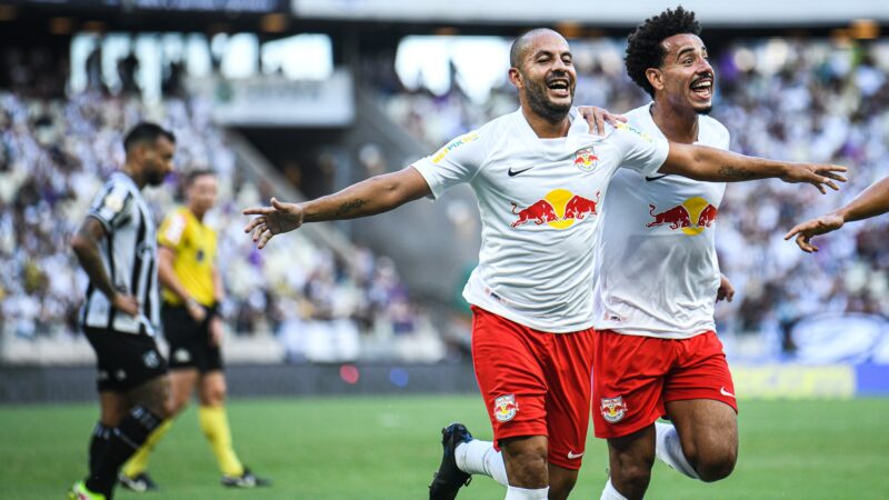 Atacante ex-São Paulo e RB Bragantino fecha com o Joinville para 2026