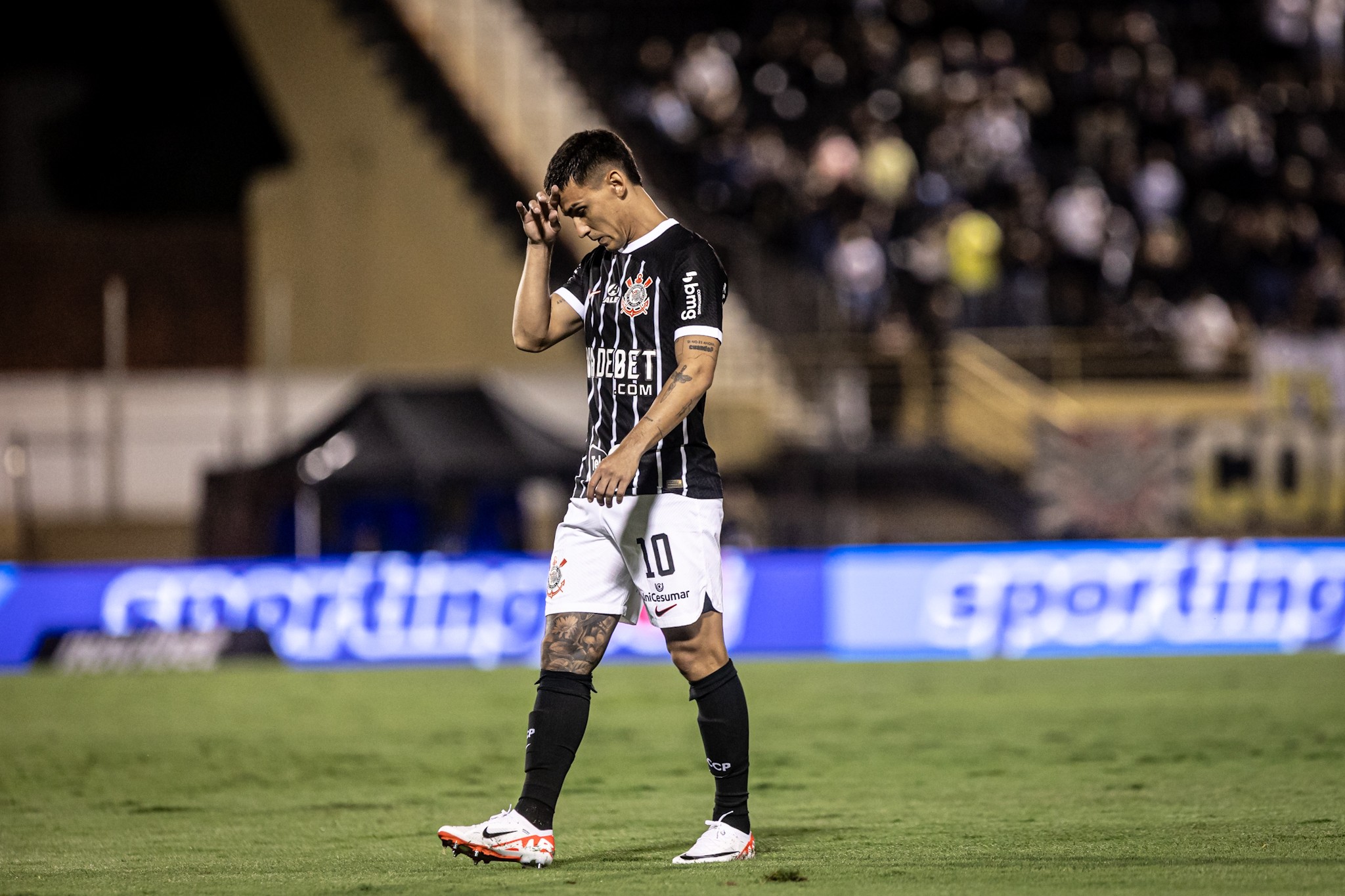 Corinthians não paga mais de R$ 40 milhões a Rojas, mas paraguaio descarta pedir transfer ban