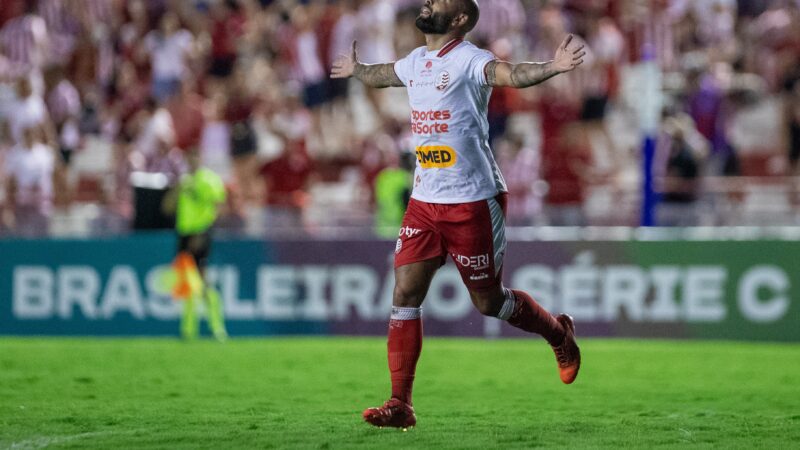 Santa Cruz negocia contratação de Patrick Allan, ex-Náutico