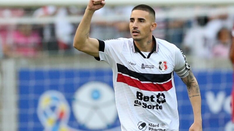 Thiago Galhardo pede rescisão indireta do Santa Cruz