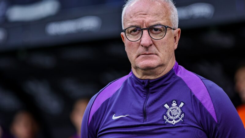 Dorival admite chance de Corinthians não ter reforços em 2026: “Conviver com a realidade”