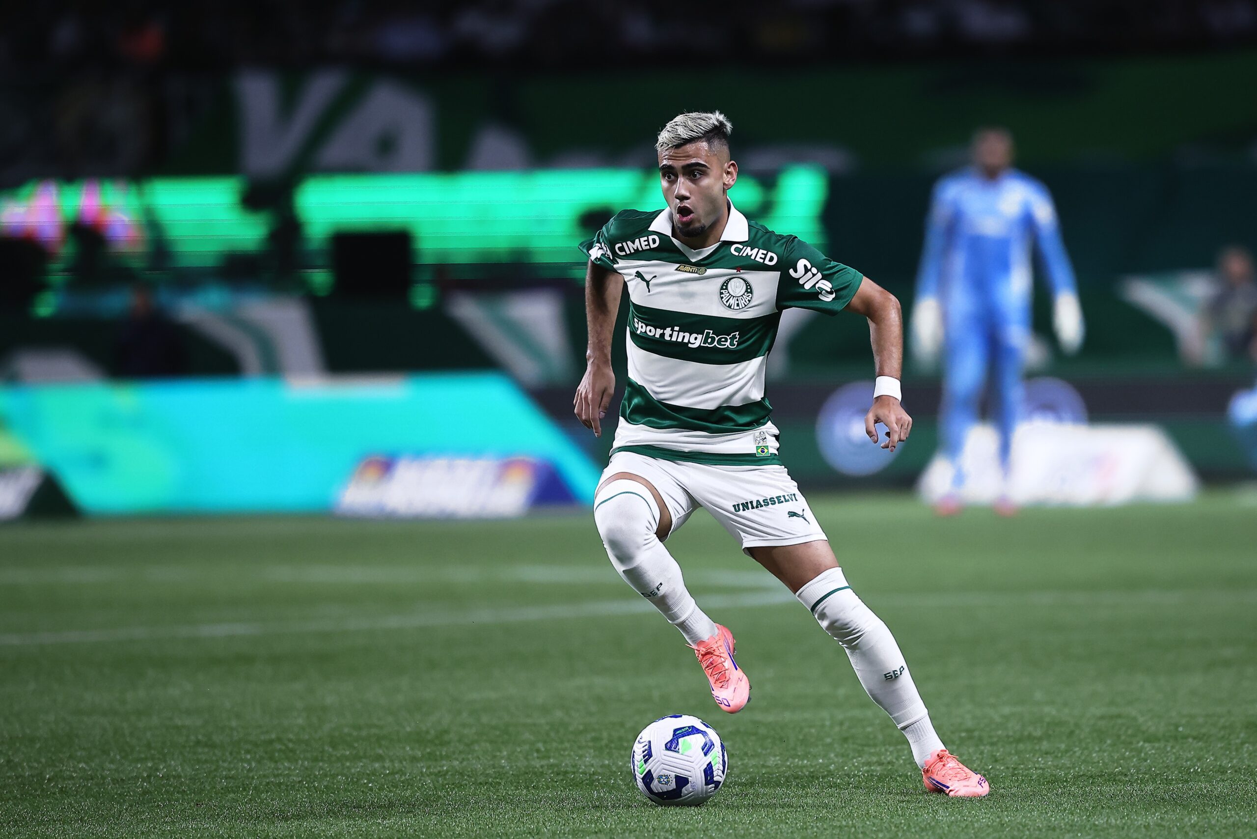 Andreas Pereira é expulso e desfalca Palmeiras contra Fluminense