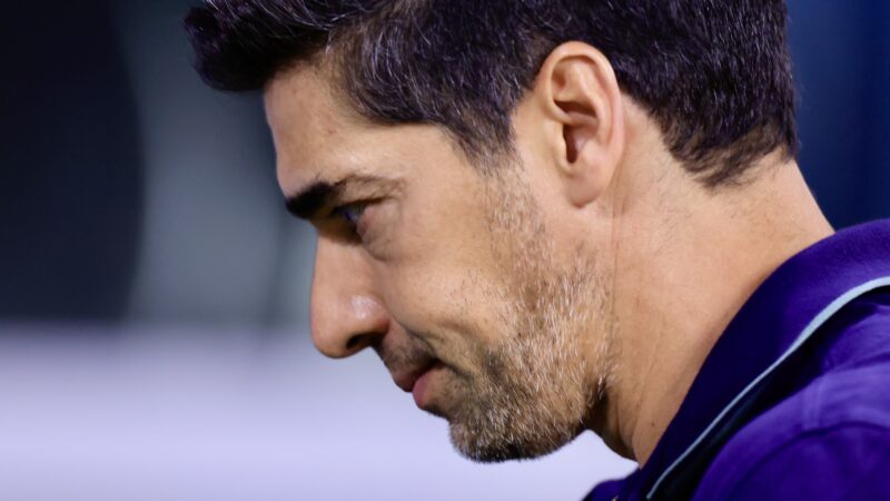 Abel Ferreira, do Palmeiras, joga a toalha por título do Brasileirão: “Campeonato está entregue”