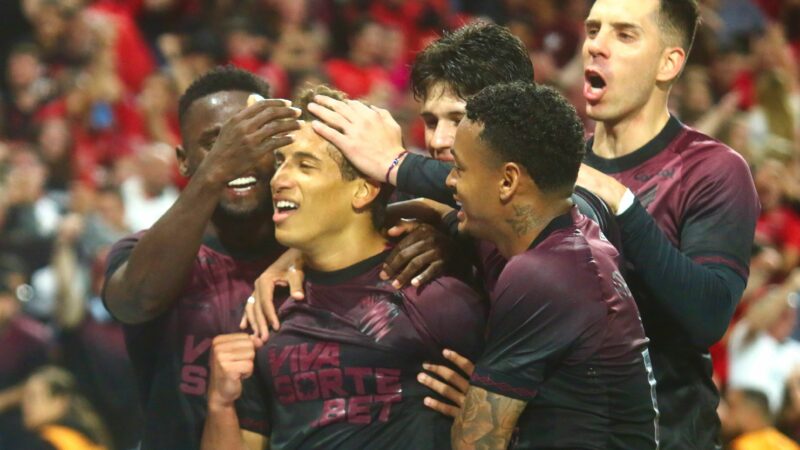 Athletico-PR fecha returno da Série B na primeira colocação; veja a classificação final