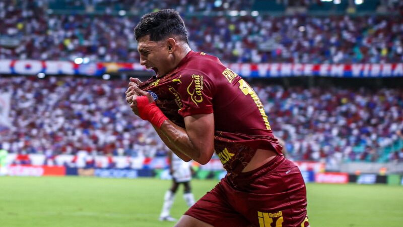 Análise: Bahia cresce no segundo tempo para bater o Vasco e não desgarrar da luta por G-5