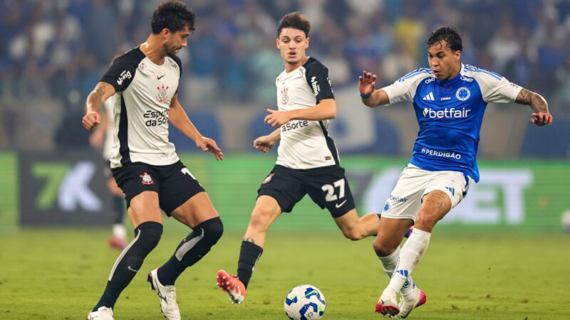 Atuações do Corinthians: expulso, Martínez é o pior em noite em que ninguém se salva; dê suas notas