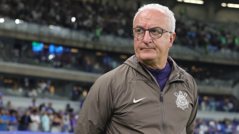 Dorival vê derrota do Corinthians para o Cruzeiro como merecida e prevê semi diferente: “Me cobra”