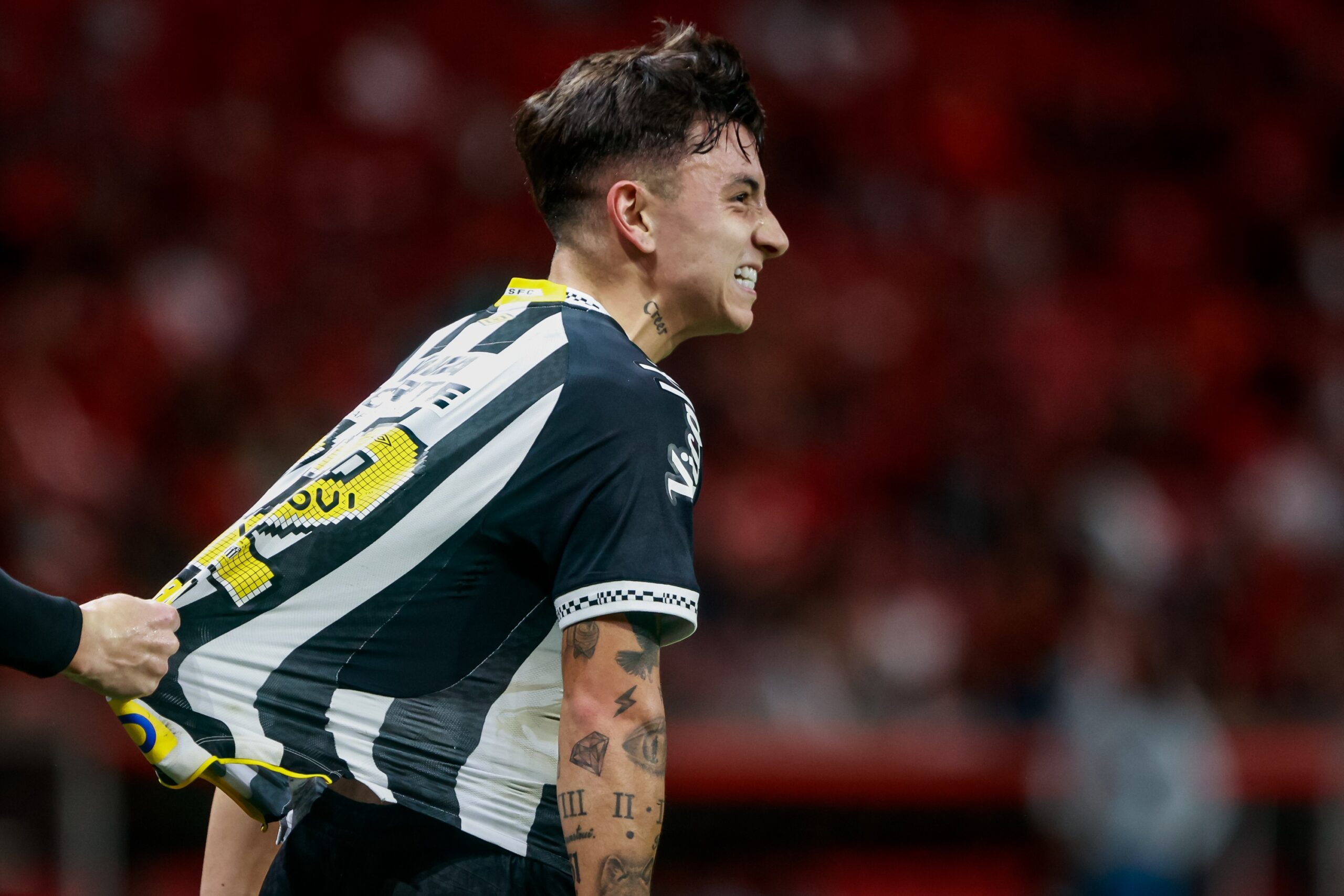 Barreal lamenta empate contra o Inter, mas sentencia: “Temos time para salvar o Santos”