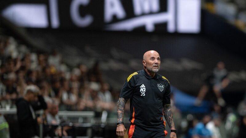 Sampaoli indica perfil de reforços para o Atlético-MG e explica Scarpa fora do time