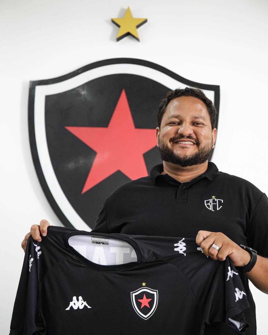 Botafogo-PB anuncia desligamento de gerente de futebol após duas semanas de sua contratação