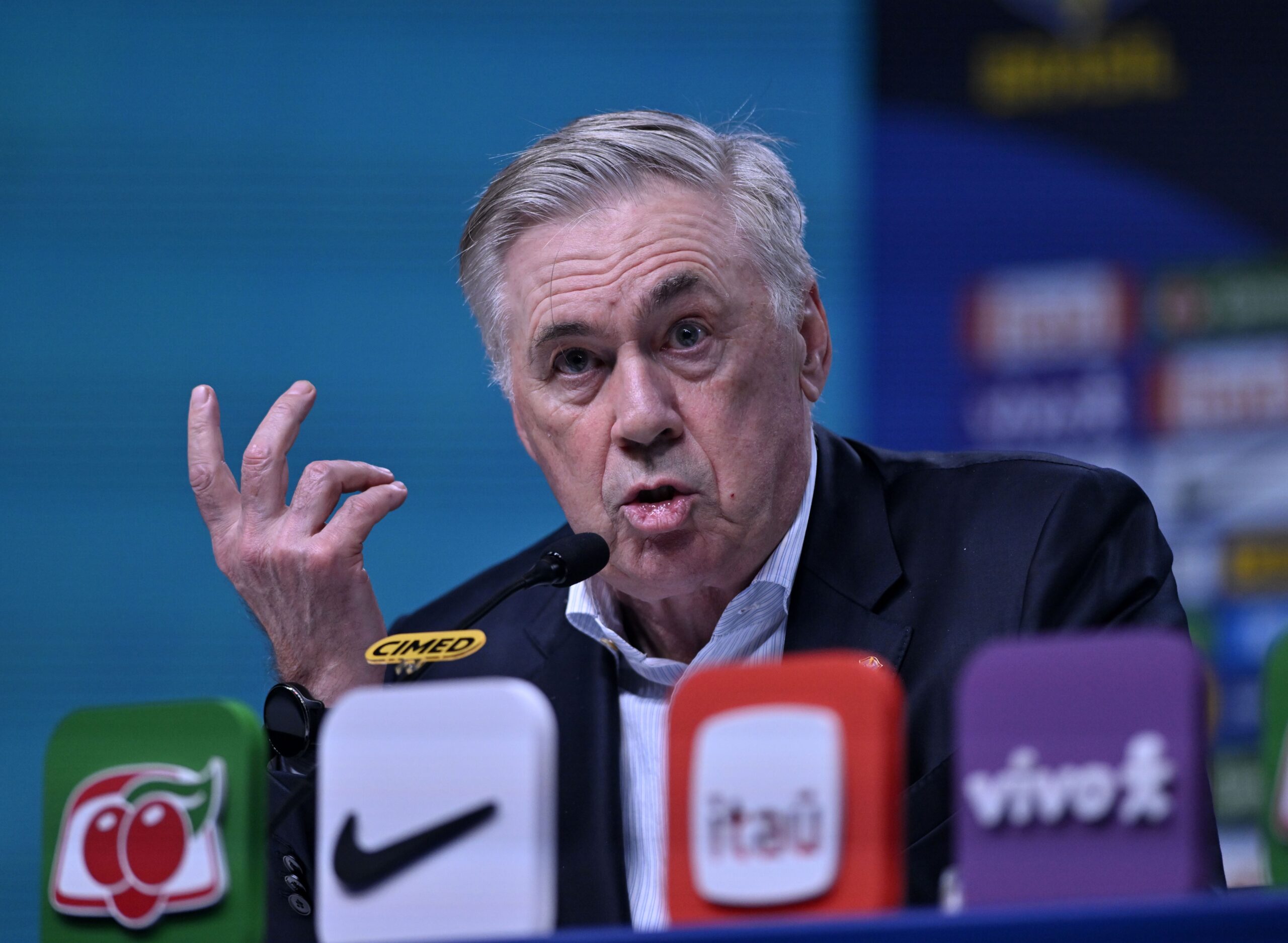 Ancelotti elogia Xabi Alonso e se defende de críticas: “É mentira que eu era só um gestor”