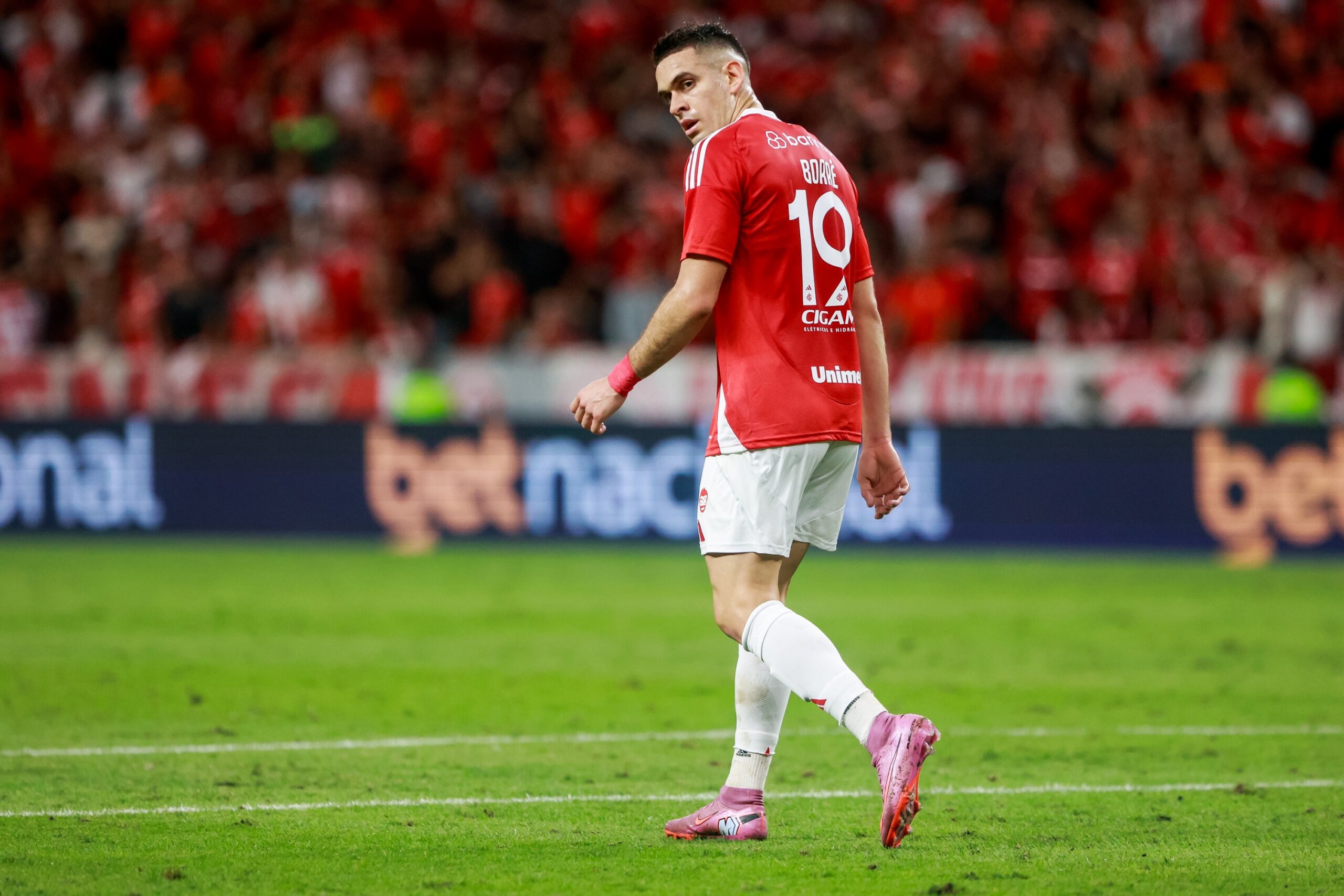 Um triste Inter empatou no Beira-Rio