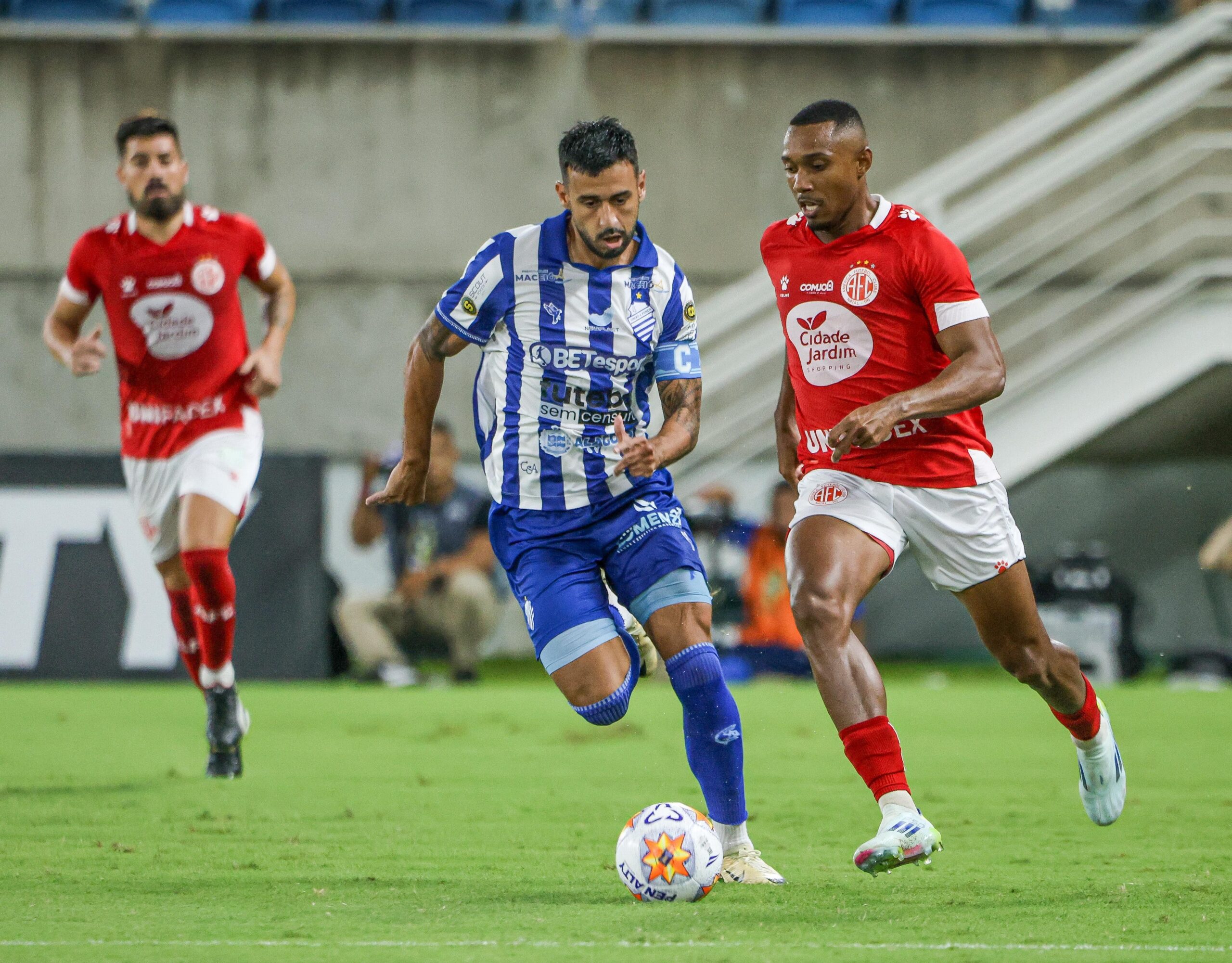 Dois medalhões do CSA em 2025 vão disputar o Campeonato Mineiro