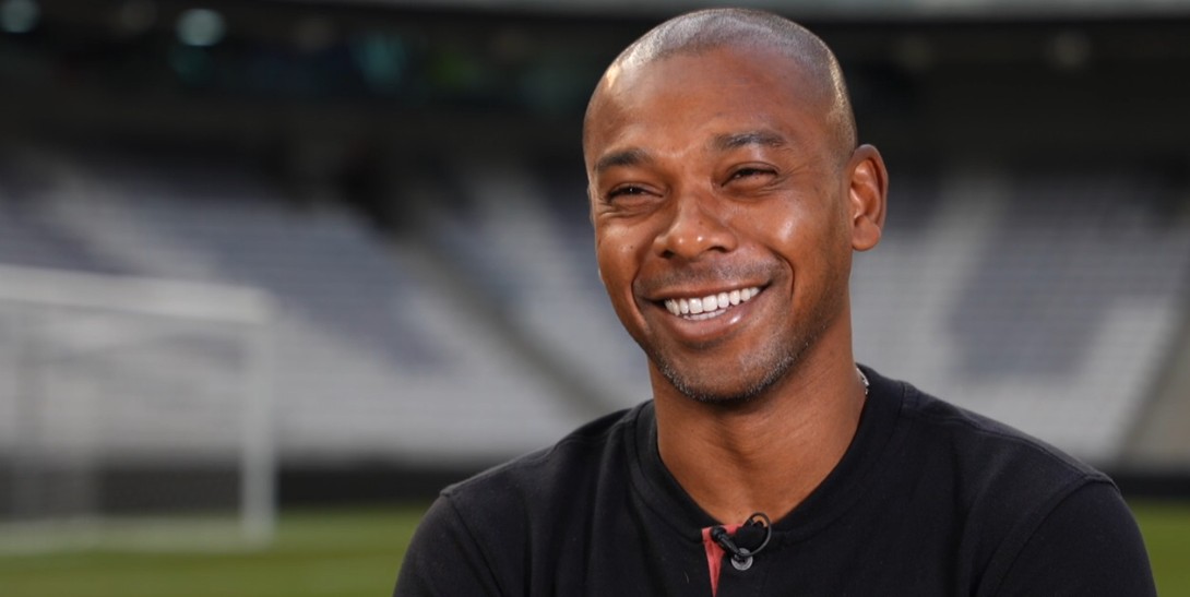 Fernandinho, ídolo do Athletico e multicampeão pelo City, anuncia aposentadoria: “Não motiva mais”